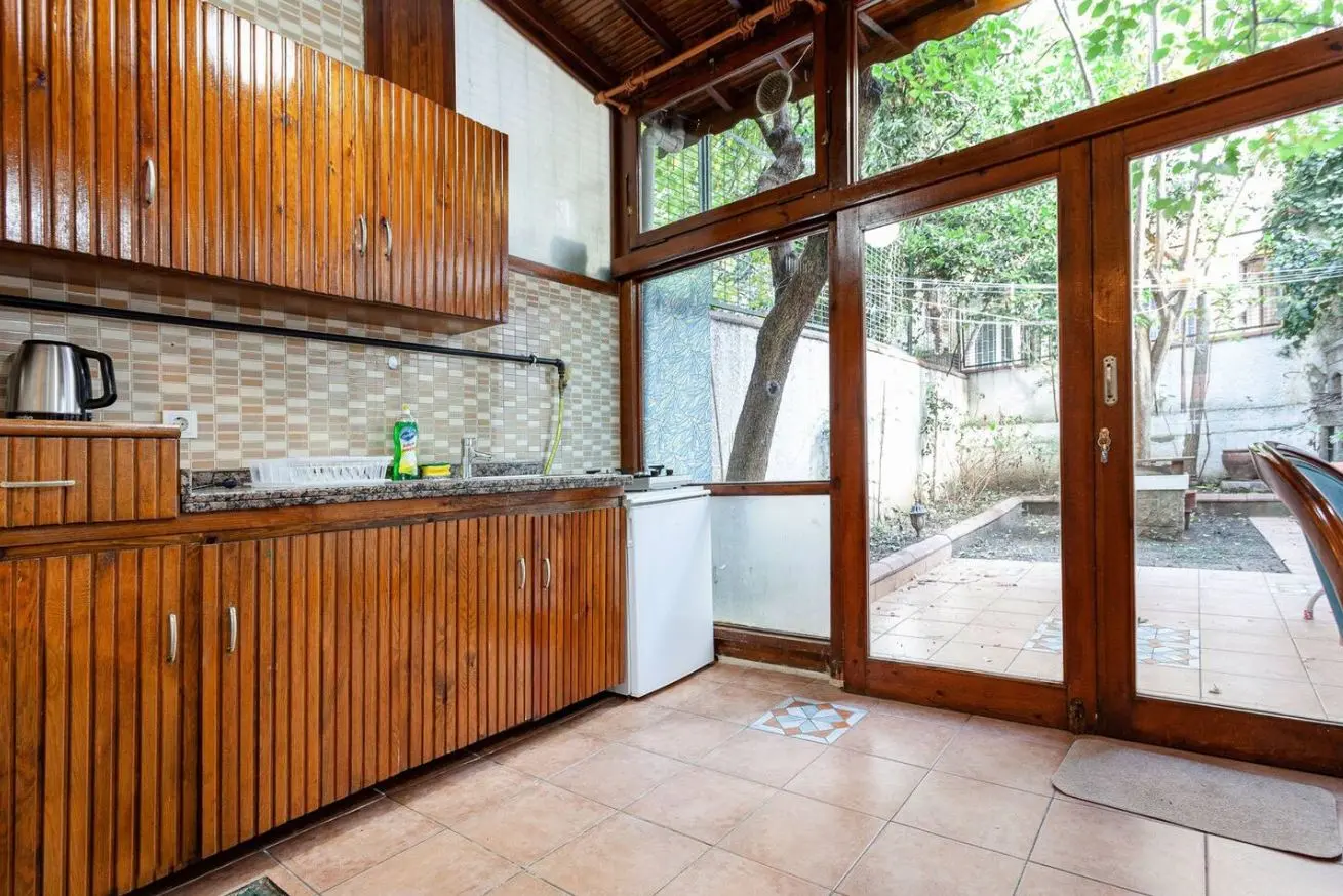 Kitchen area